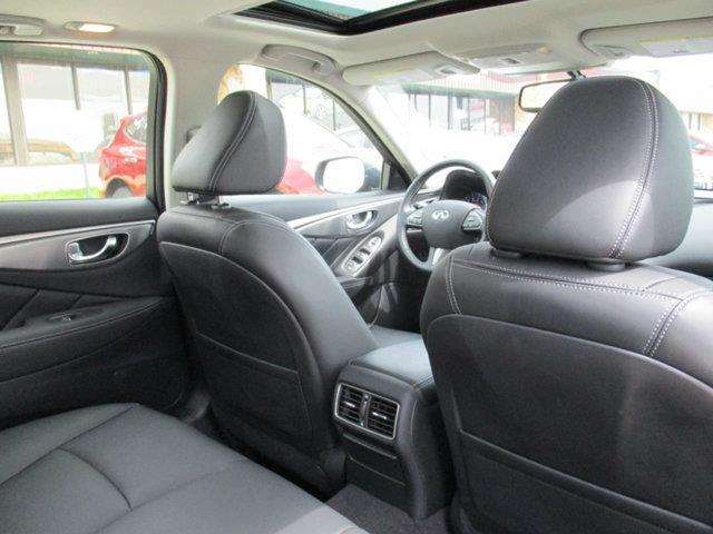 Infiniti Q50 Hybrid 2015 photo 24